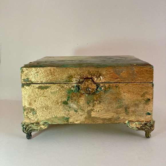 Original oil print decoupage and gilded. Exclusive. . Jewelry box *Hand made.* - Picture 8 of 8